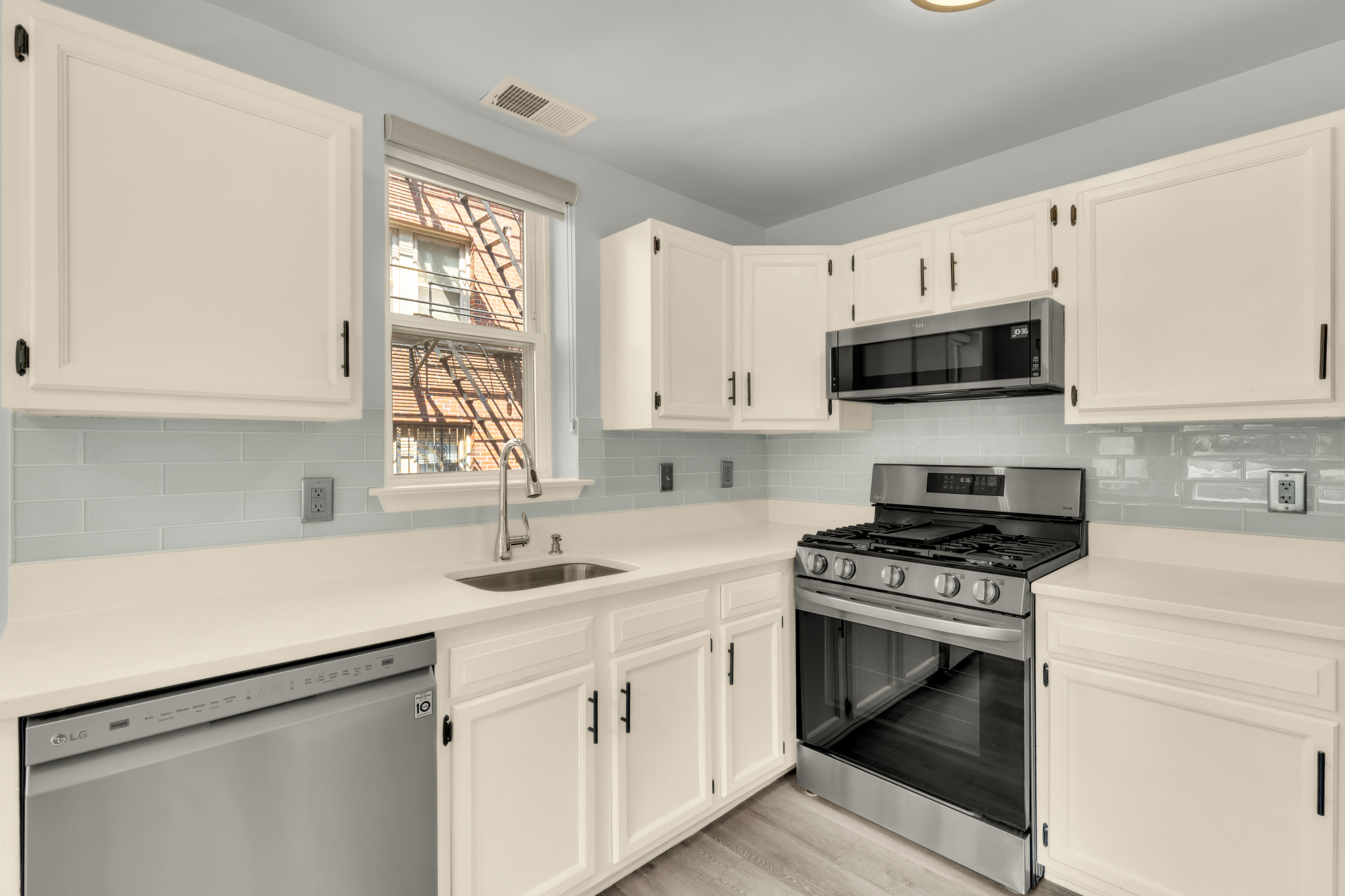 1218 Perry Street NE_Kitchen 3